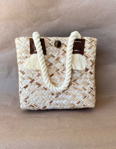 Bolso folclor y elegancia MINI